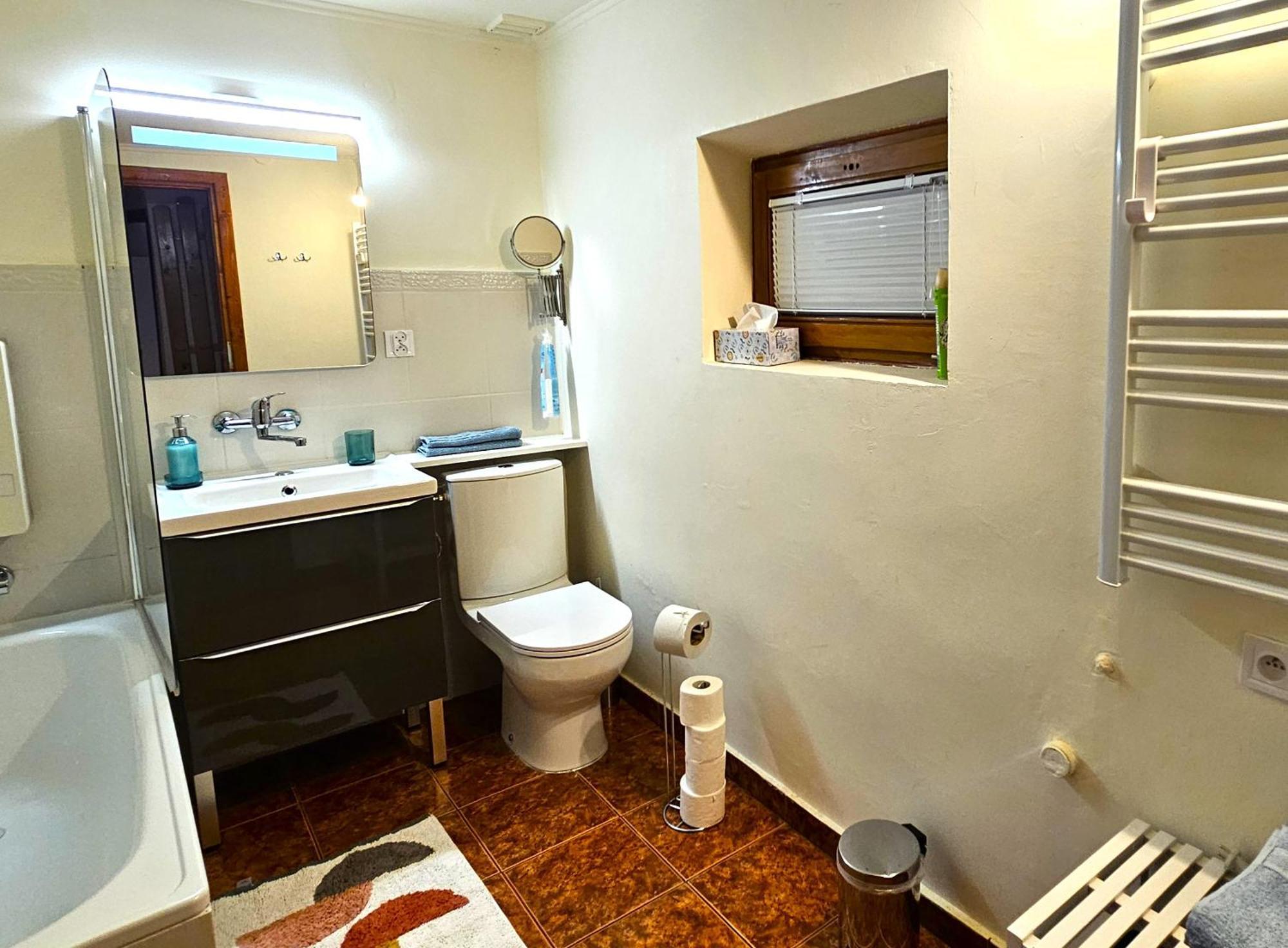 Park Apartment — Photos 1